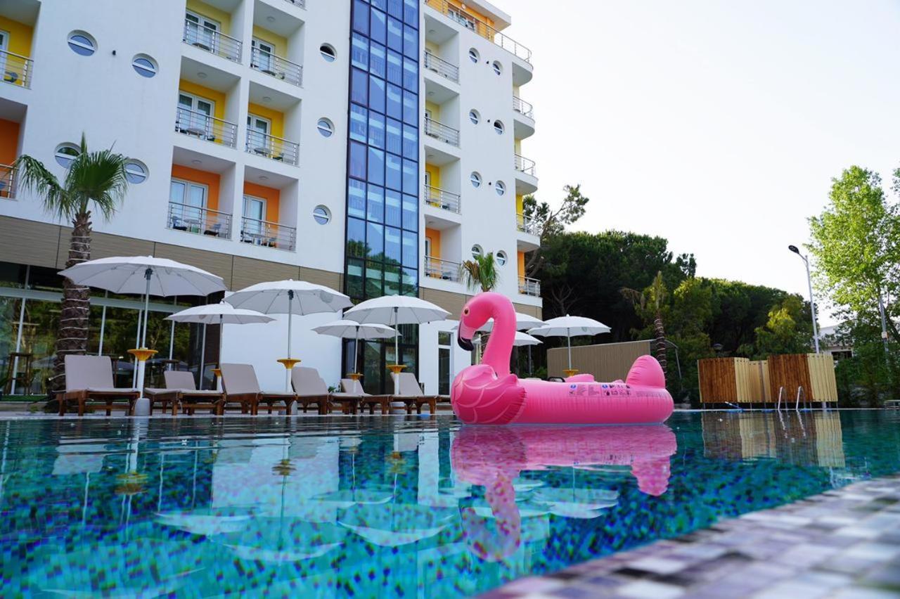 Hotel Monaco & Garden غوليم المظهر الخارجي الصورة