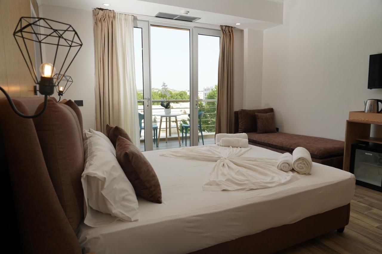 Hotel Monaco & Garden غوليم المظهر الخارجي الصورة