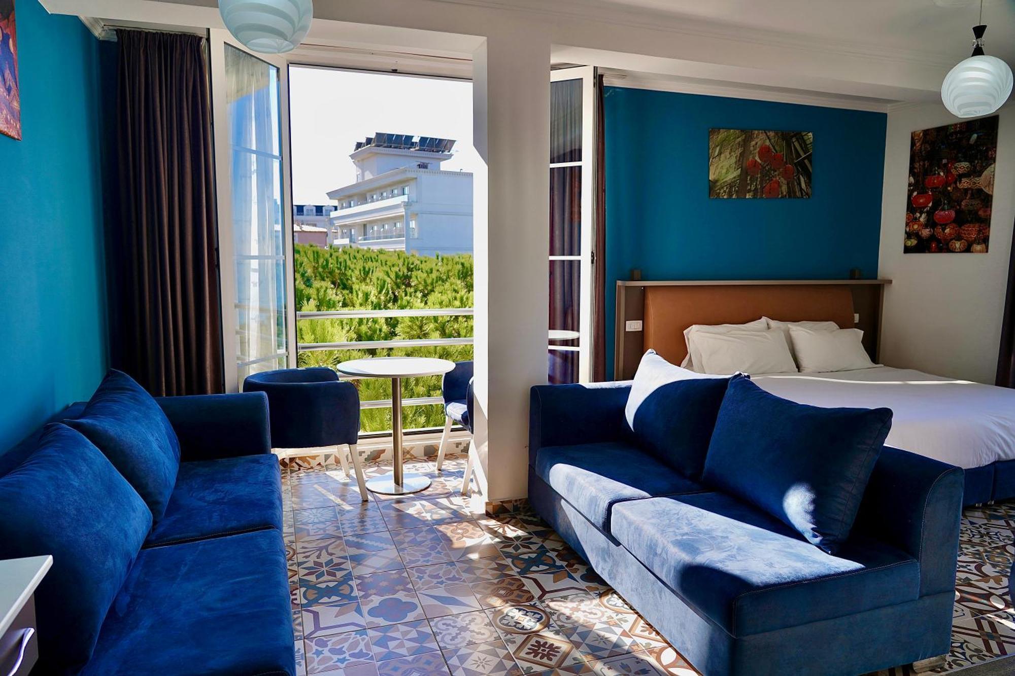 Hotel Monaco & Garden غوليم المظهر الخارجي الصورة